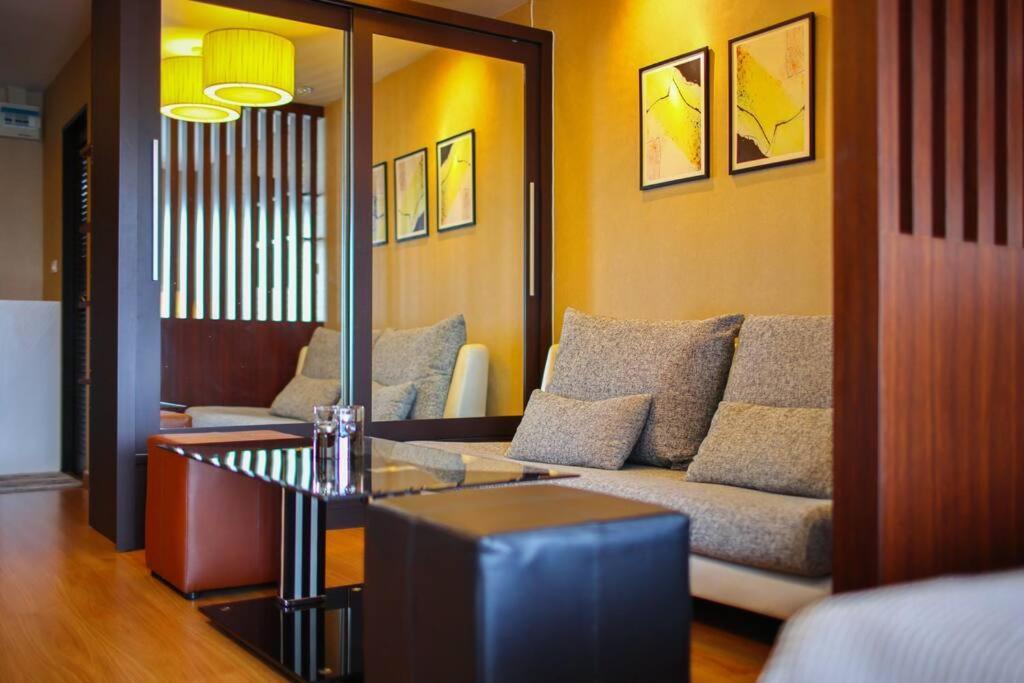 Apartamento Luxury Living In Heart Of Nimman Chiang Mai Exterior foto