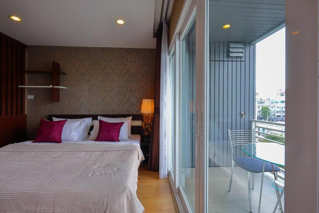 Apartamento Luxury Living In Heart Of Nimman Chiang Mai Exterior foto