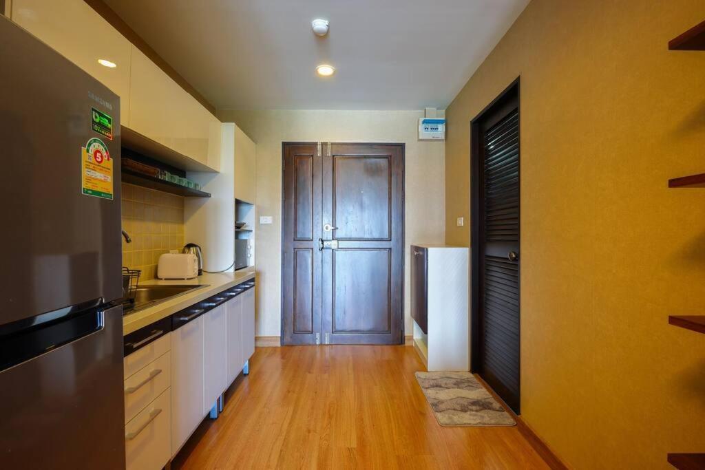 Apartamento Luxury Living In Heart Of Nimman Chiang Mai Exterior foto