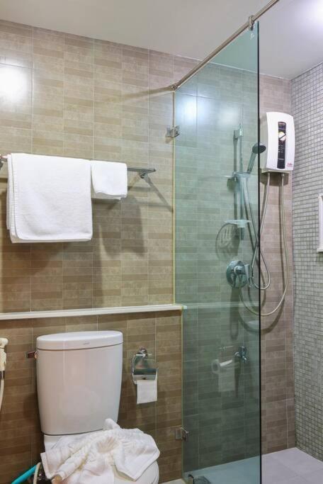 Apartamento Luxury Living In Heart Of Nimman Chiang Mai Exterior foto