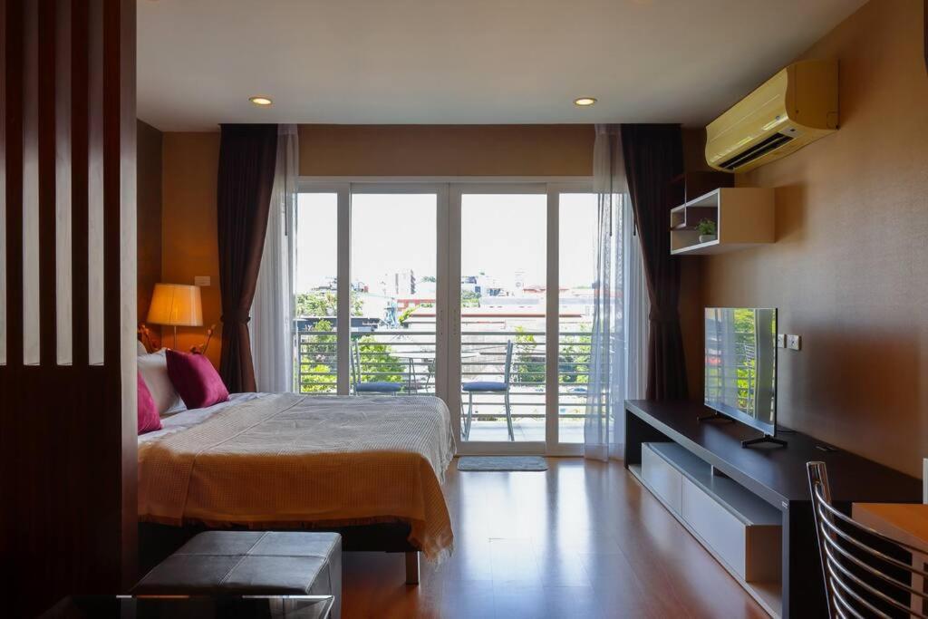 Apartamento Luxury Living In Heart Of Nimman Chiang Mai Exterior foto
