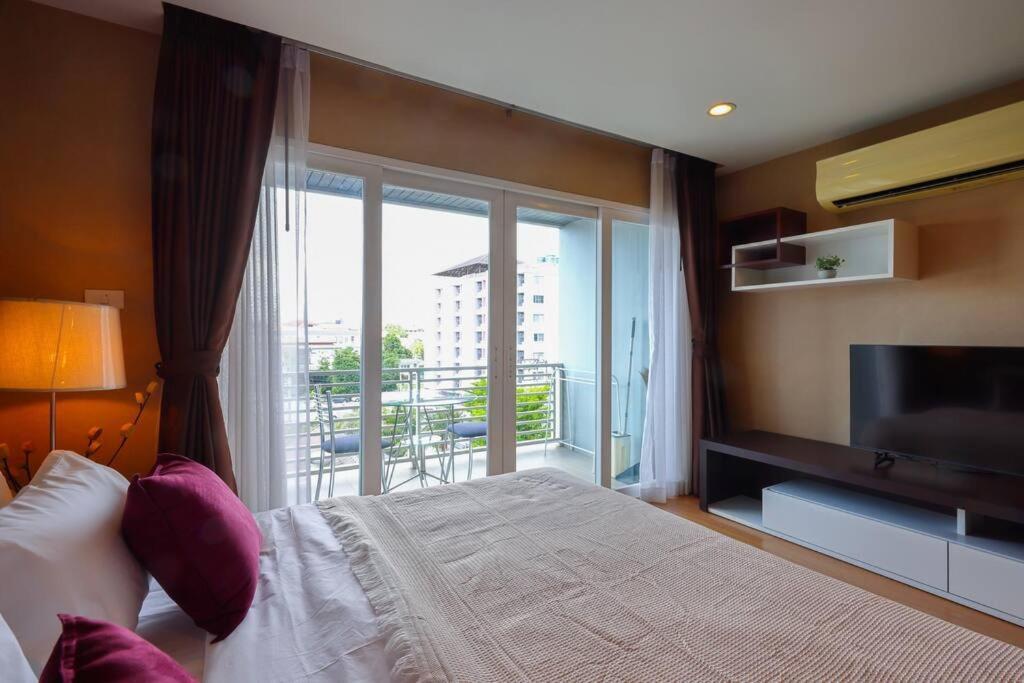Apartamento Luxury Living In Heart Of Nimman Chiang Mai Exterior foto